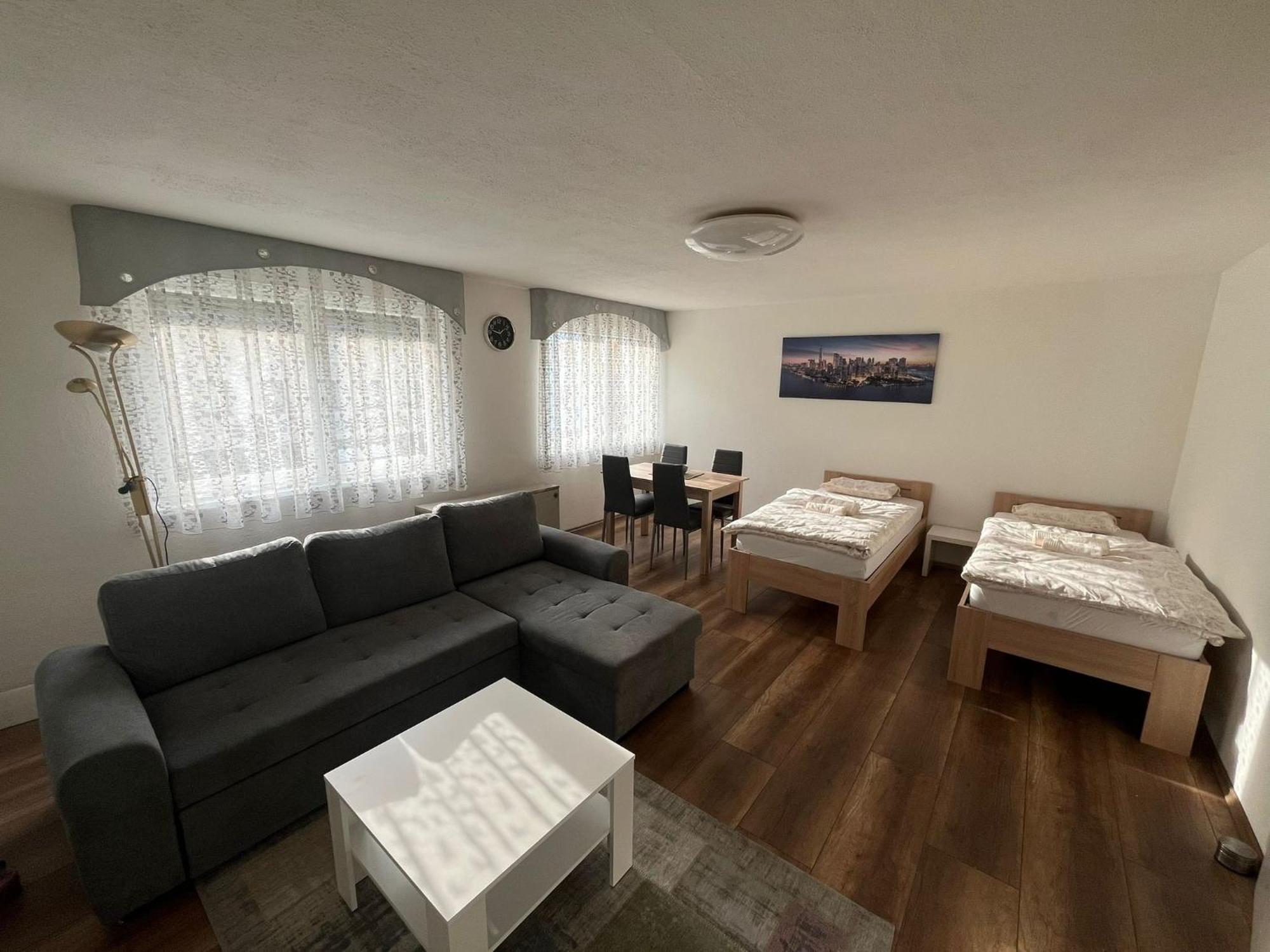 Modernes Apartment ザールブリュッケン エクステリア 写真